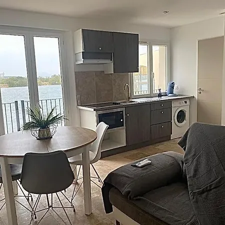 Logement Nucleaire & Tourisme Apartment *